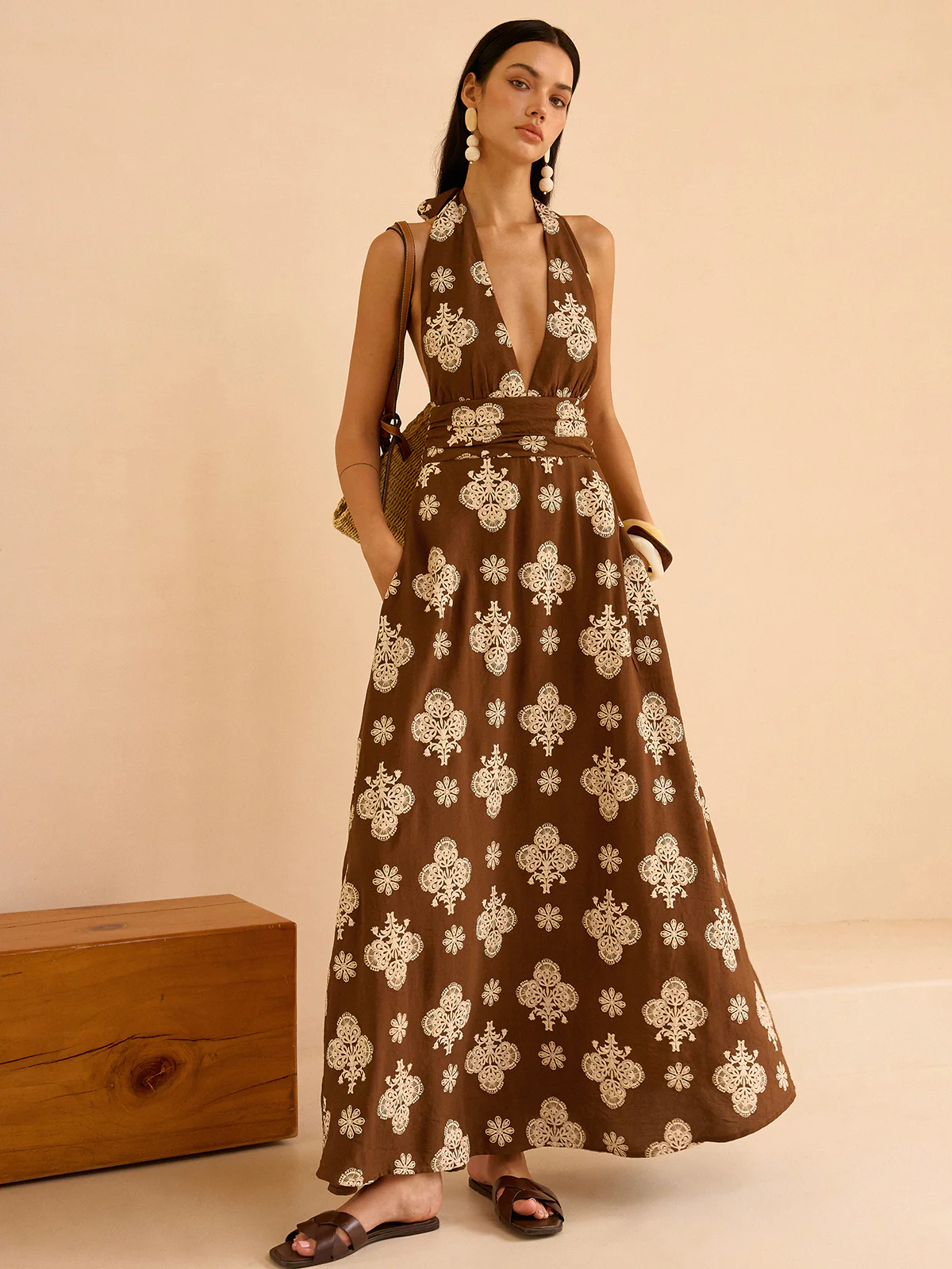 Floral Print Pocketed Halter Neck Maxi Dress - Wholesalesil