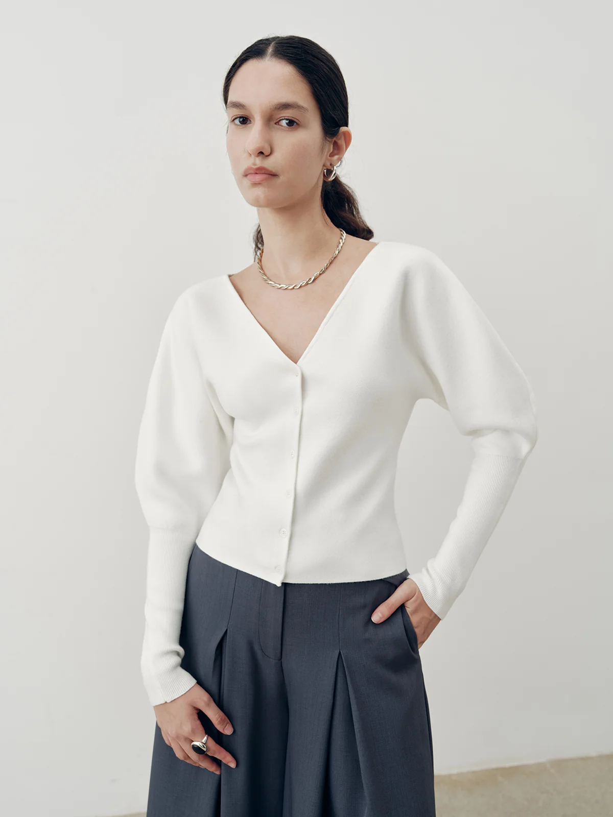 V-Neck Leg-Of-Mutton Sleeve Cardigan - Wholesalesil