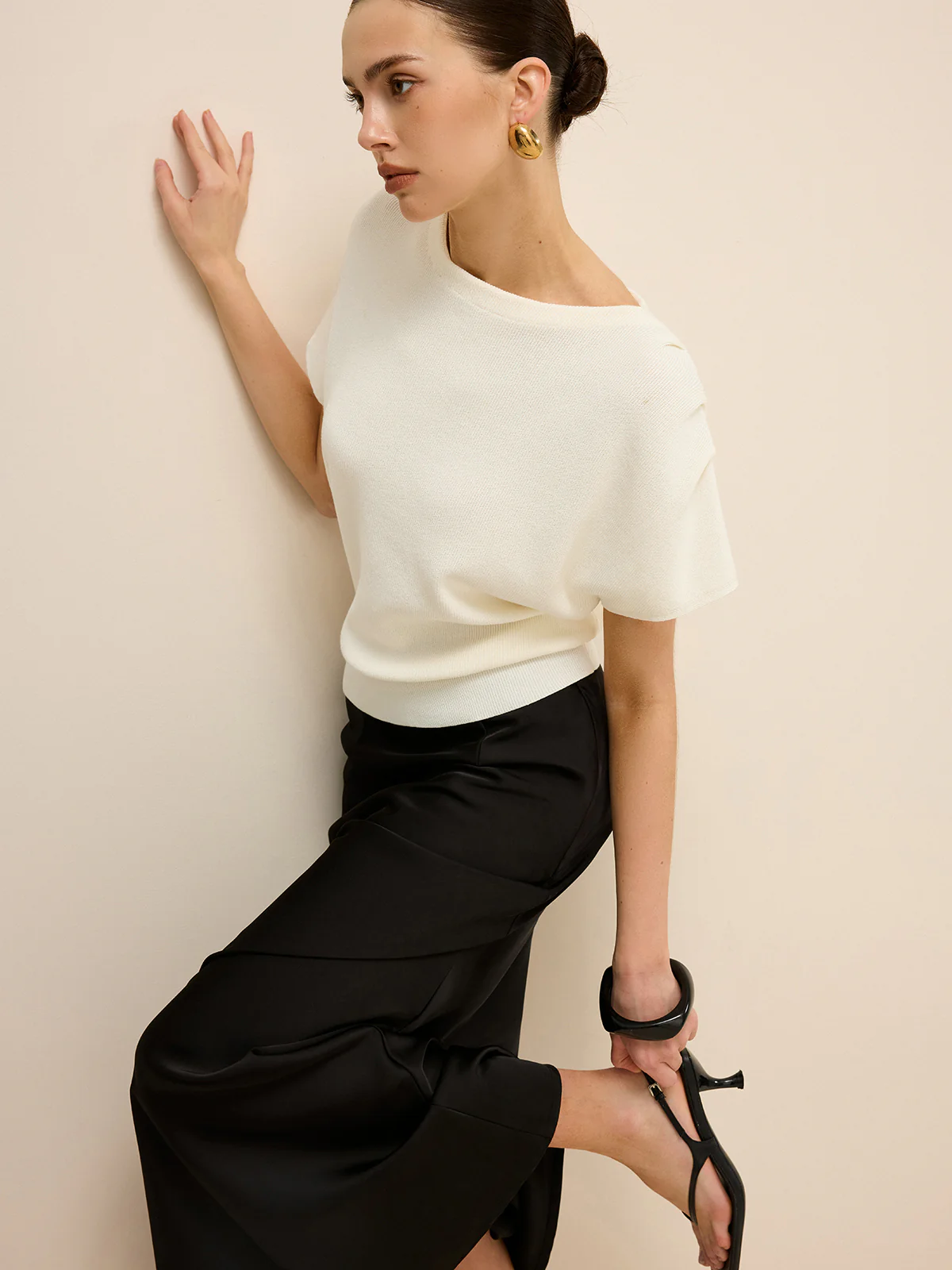 Elasticized Hem Knit Top - Wholesalesil