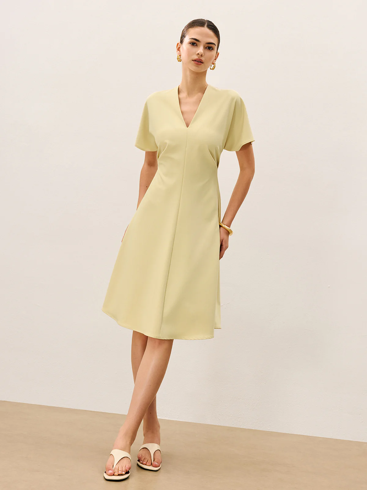V-Neck Short Sleeve Midi Dress - Wholesalesil