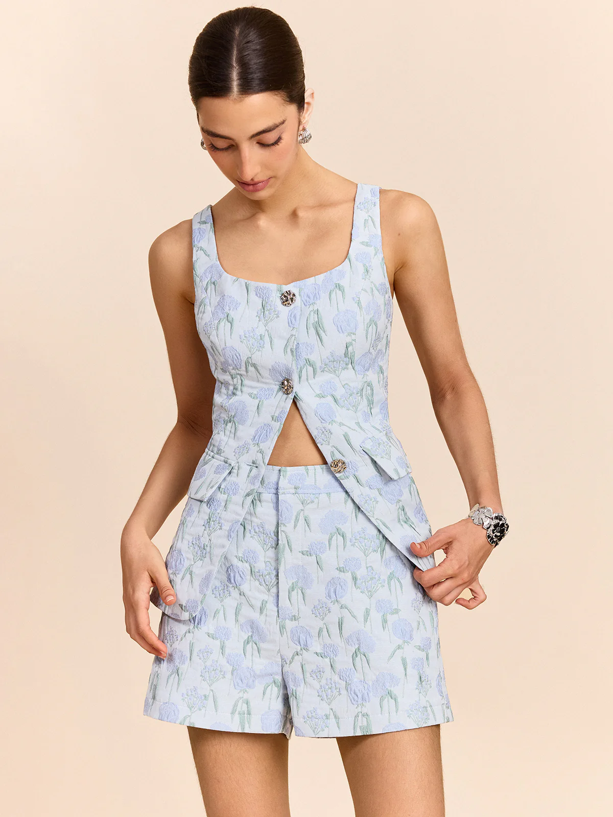 Floral Jacquard Shorts - Wholesalesil