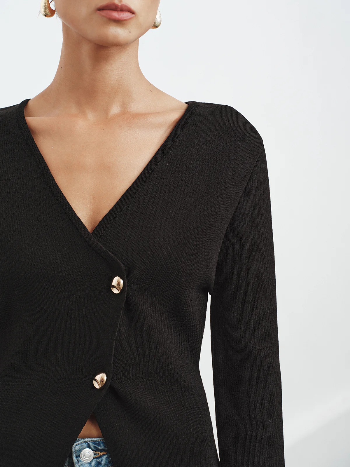 Asymmetric Buttoned Knit Cardigan - Wholesalesil