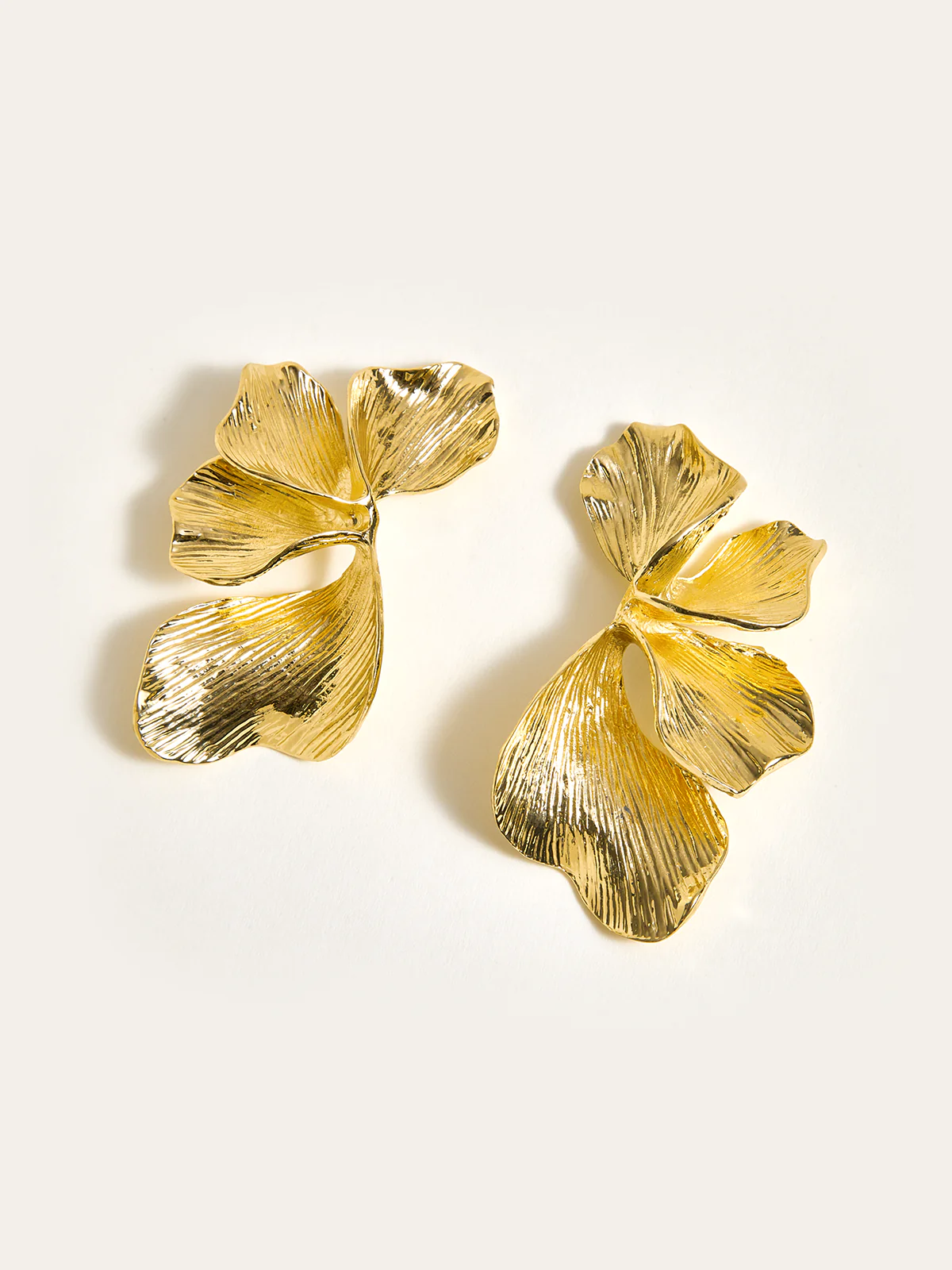 Golden Petal Earrings - Wholesalesil